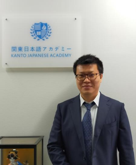 理事長 林 哲也